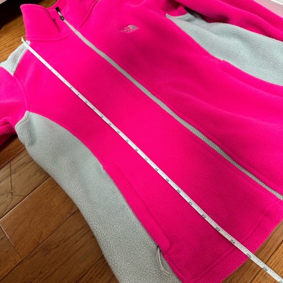 The North Face Fleece Bright Pink and Light Gray Size Medium - Picture 8 of 9